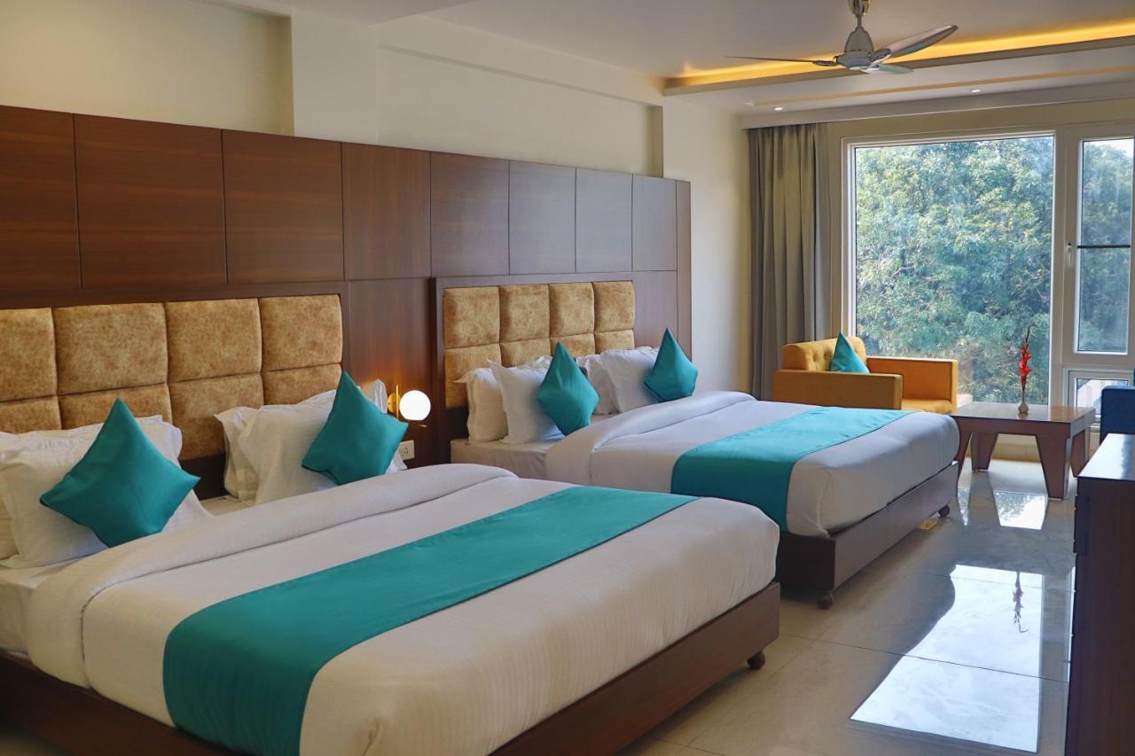 Green Hotel - Behind Parmarth Niketan Ришикеш Экстерьер фото
