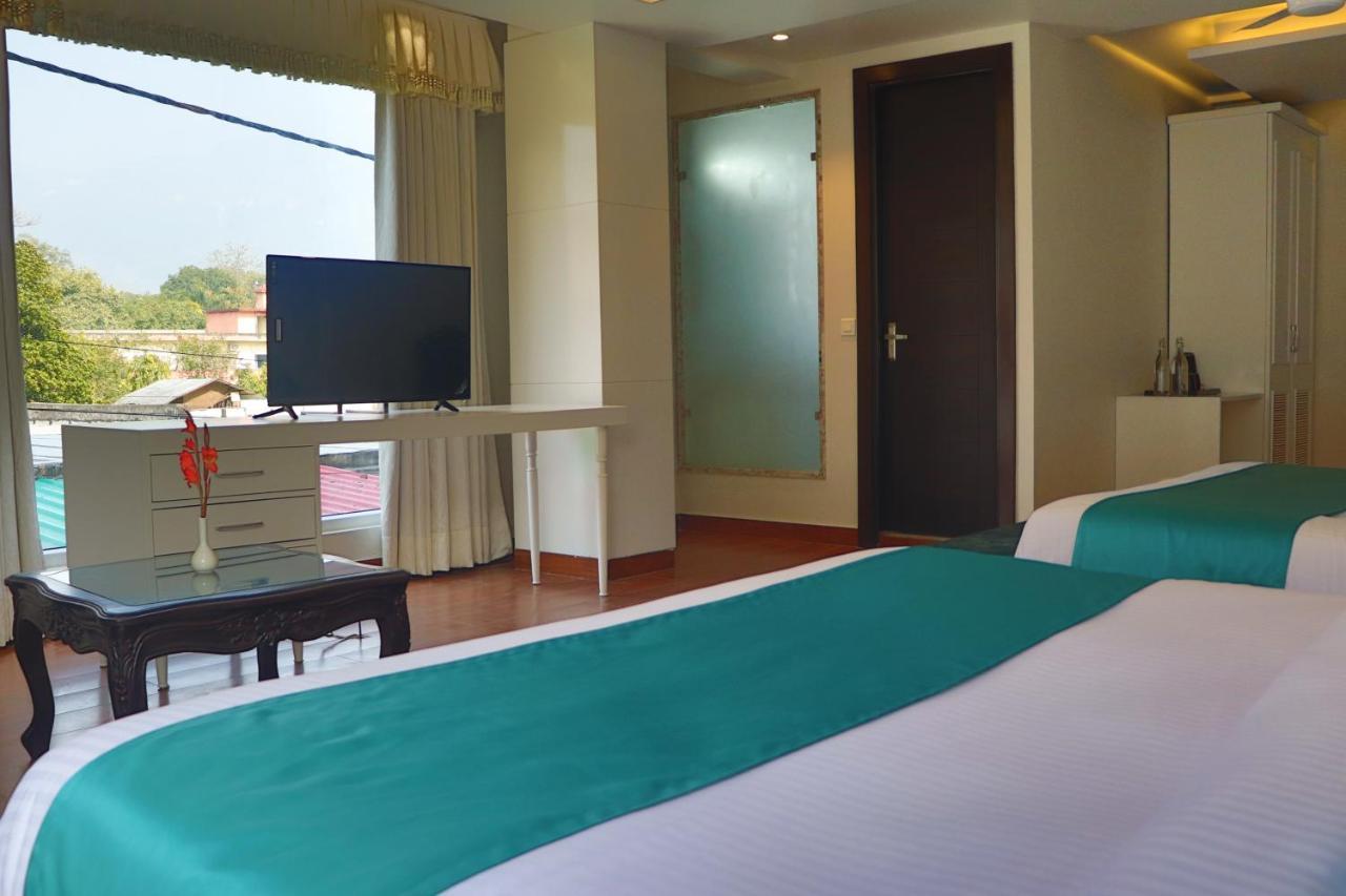 Green Hotel - Behind Parmarth Niketan Ришикеш Экстерьер фото