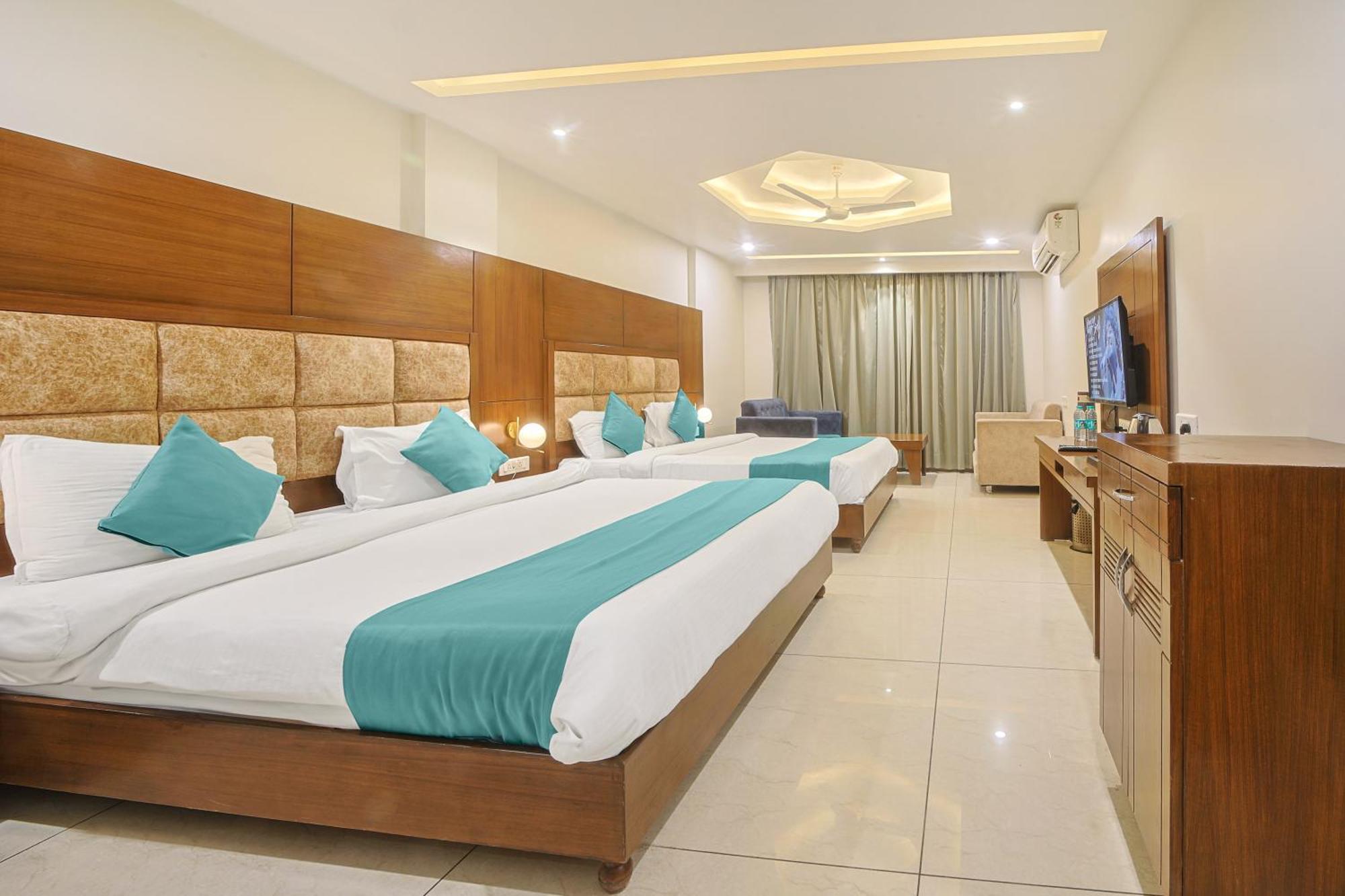 Green Hotel - Behind Parmarth Niketan Ришикеш Экстерьер фото